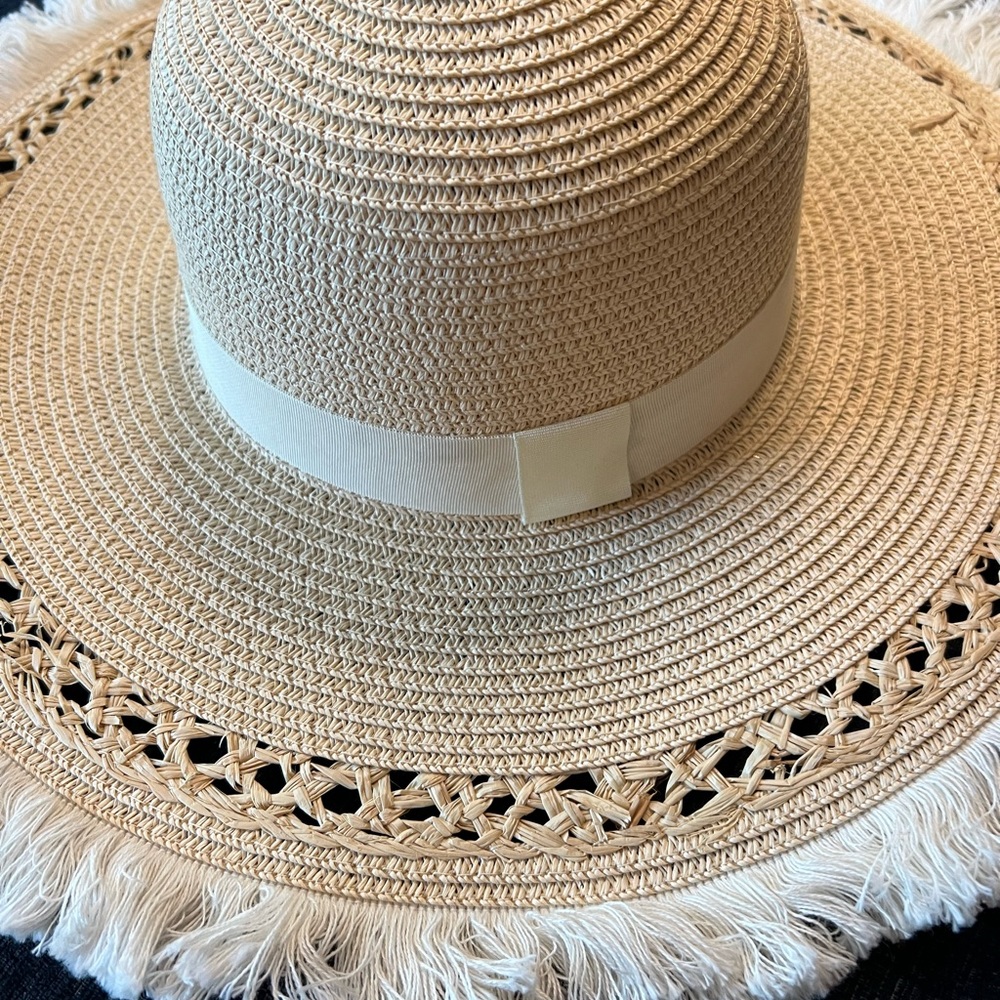 Sun hat 💖 BRAND NEW